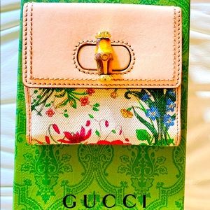 Authentic GUCCI-Canvas & Leather Floral Flora Bamboo Wallet